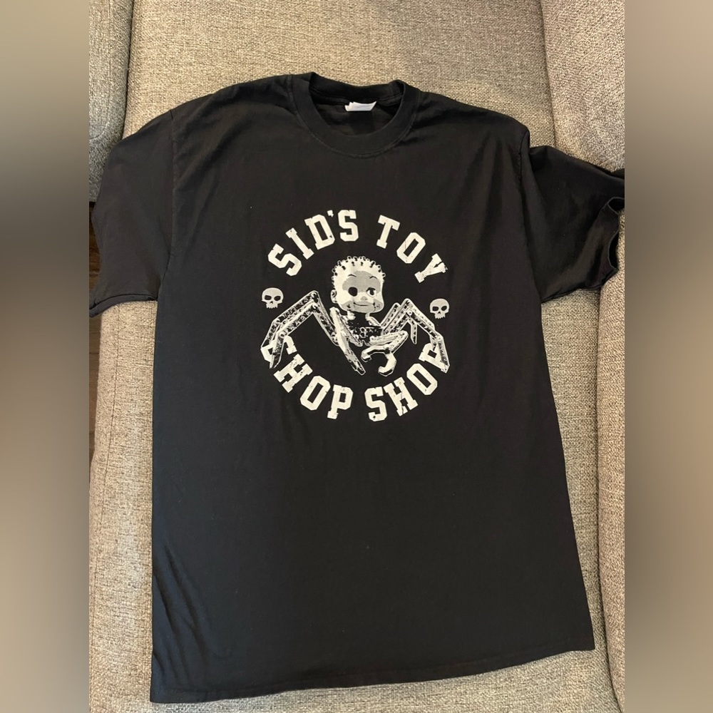 Disney Tshirt Toy Story Sid’s Toy Chop Shop